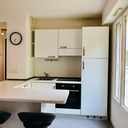 Parking Et Proche Vieil