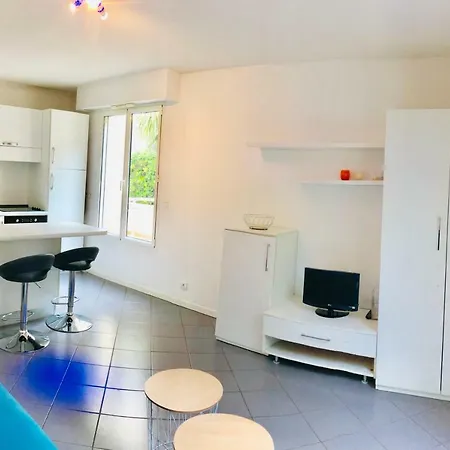 Parking Et Proche Vieil Apartment