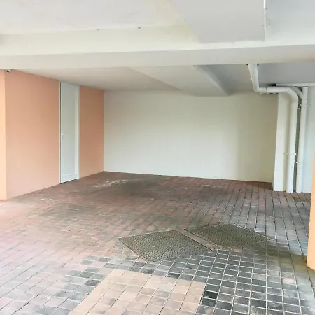 Parking Et Proche Vieil Apartmán *