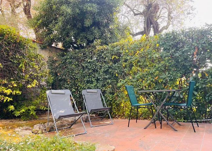 Parking Et Proche Vieil * Antibes