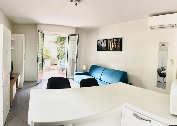 Parking Et Proche Vieil Appartement *