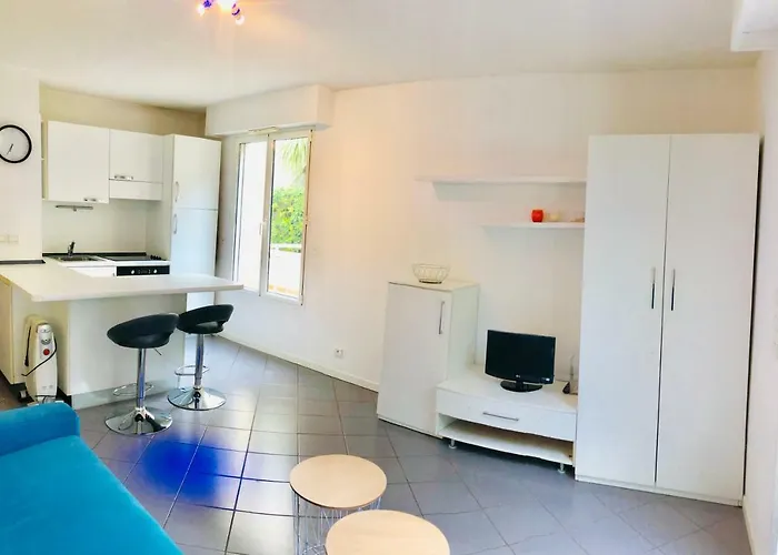 Parking Et Proche Vieil Apartment